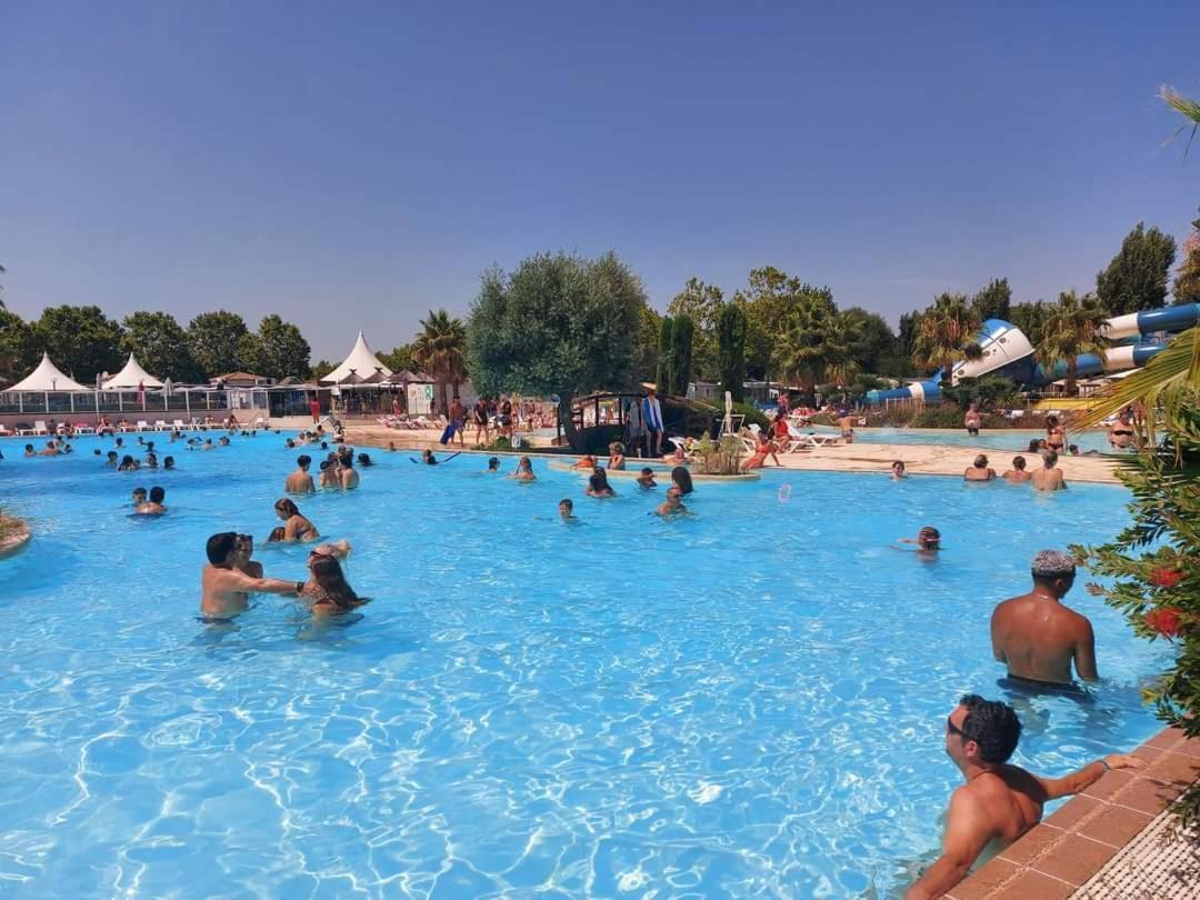 Mobilhome La Carabasse **** Vias Εξωτερικό φωτογραφία