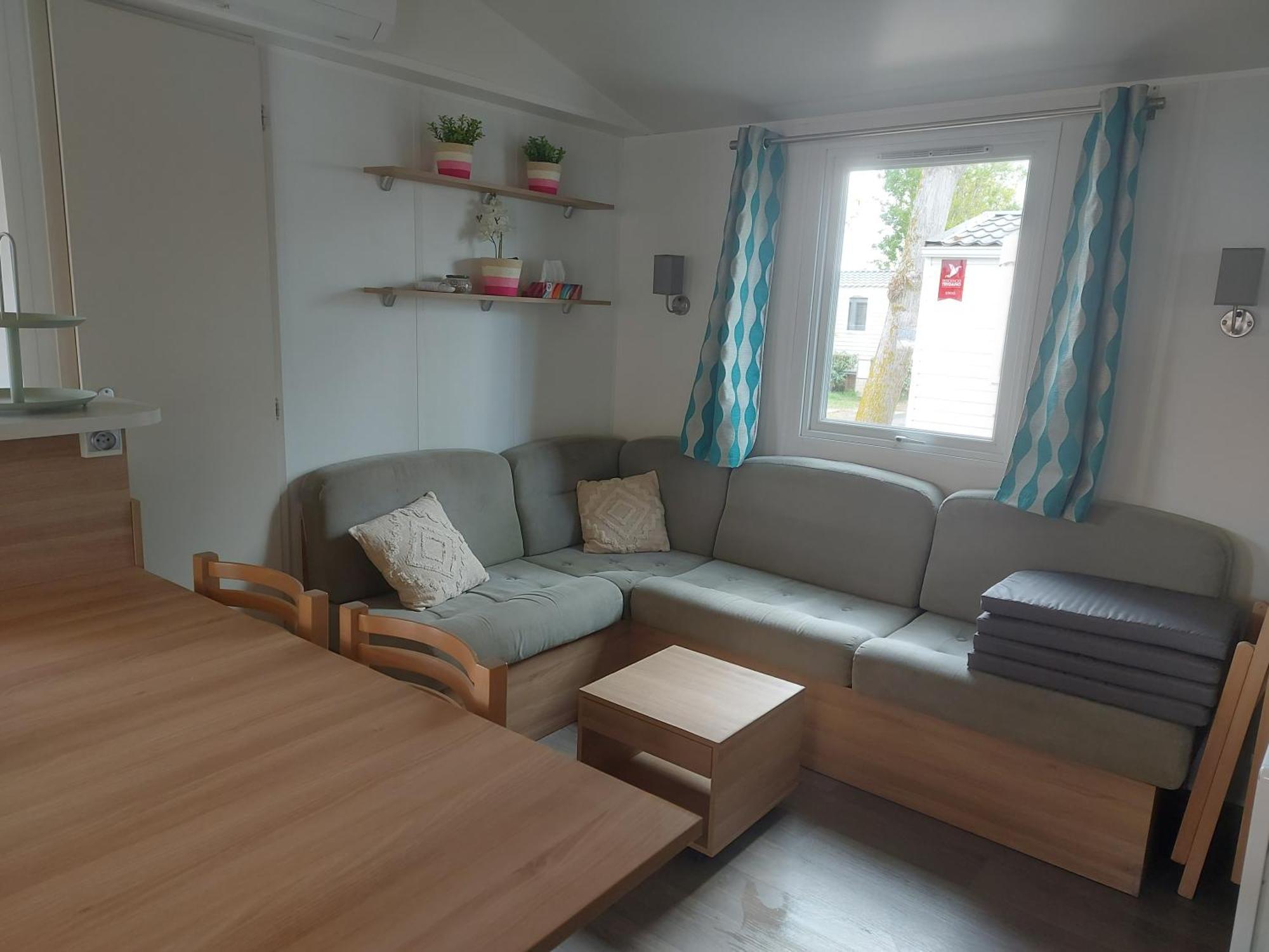 Mobilhome La Carabasse **** Vias Εξωτερικό φωτογραφία